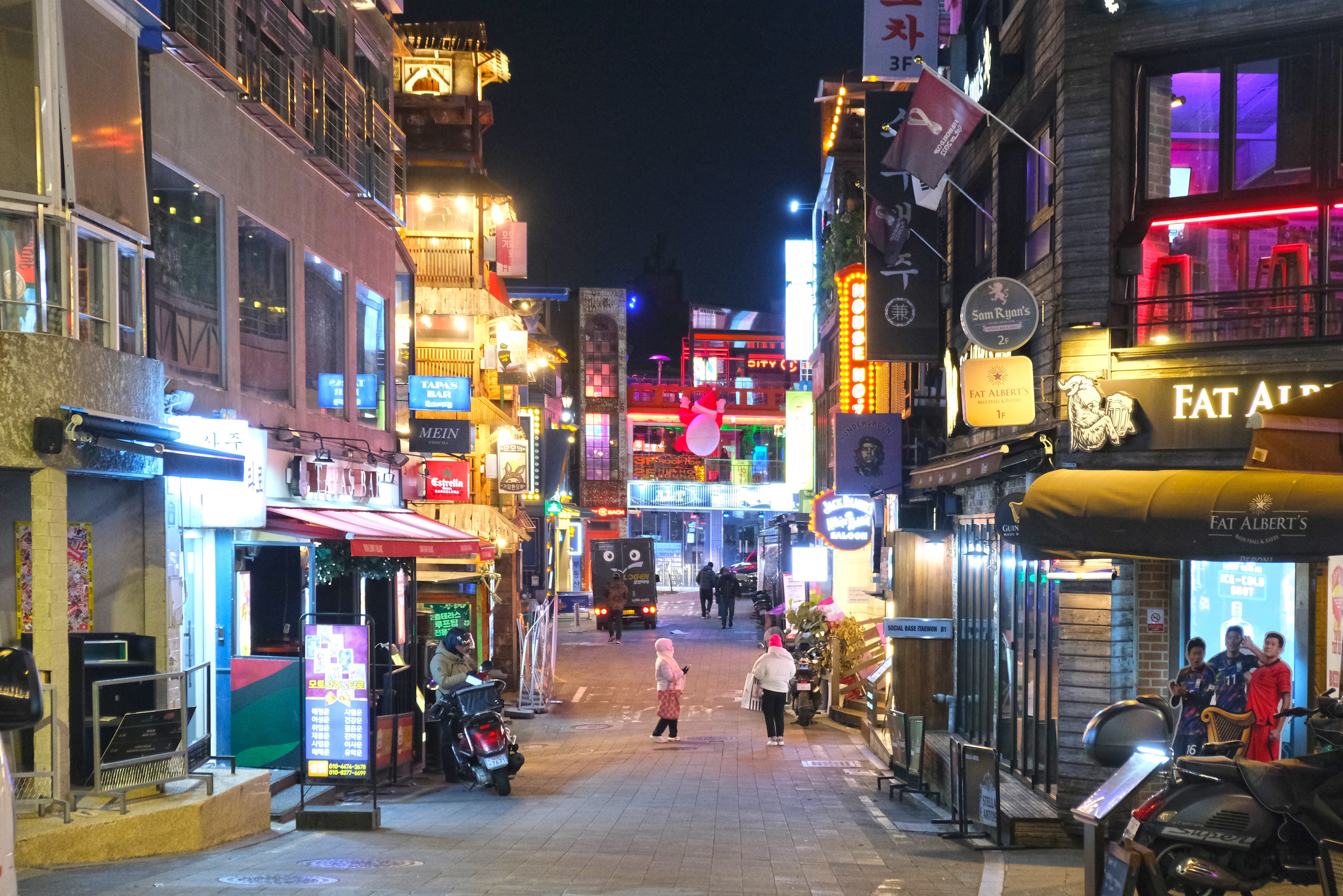 Itaewon Main Street