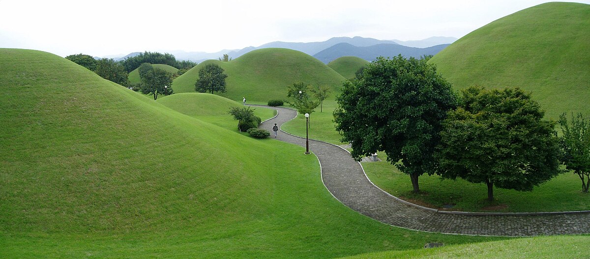 Tumuli Park